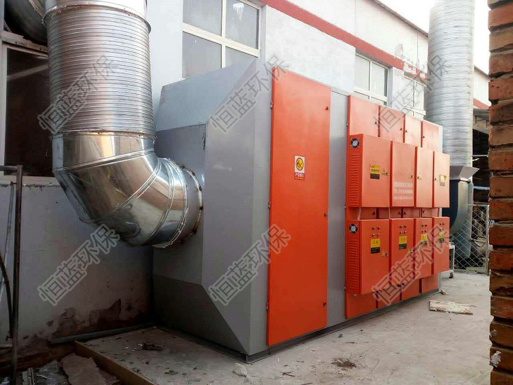 小型噴漆房采用哪種廢氣處理可達標？